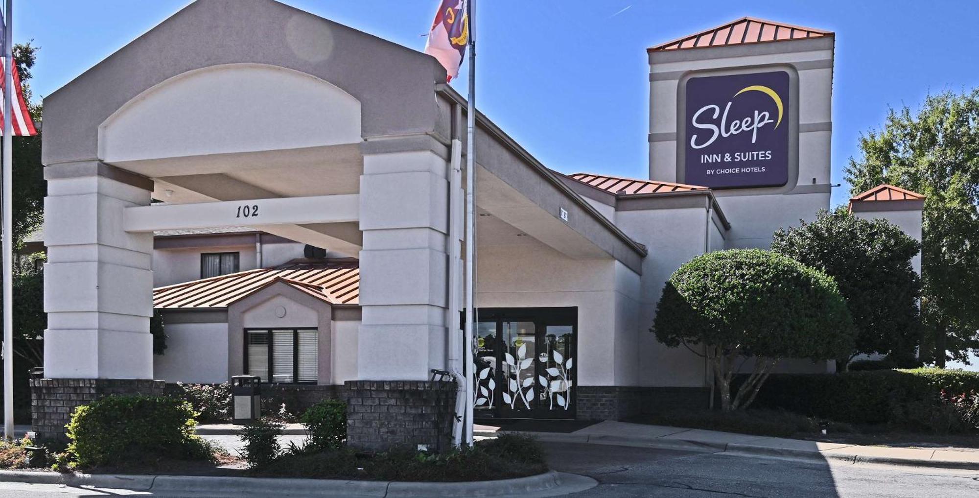 Sleep Inn & Suites Spring Lake - Fayetteville Near Fort Bragg Exterior photo